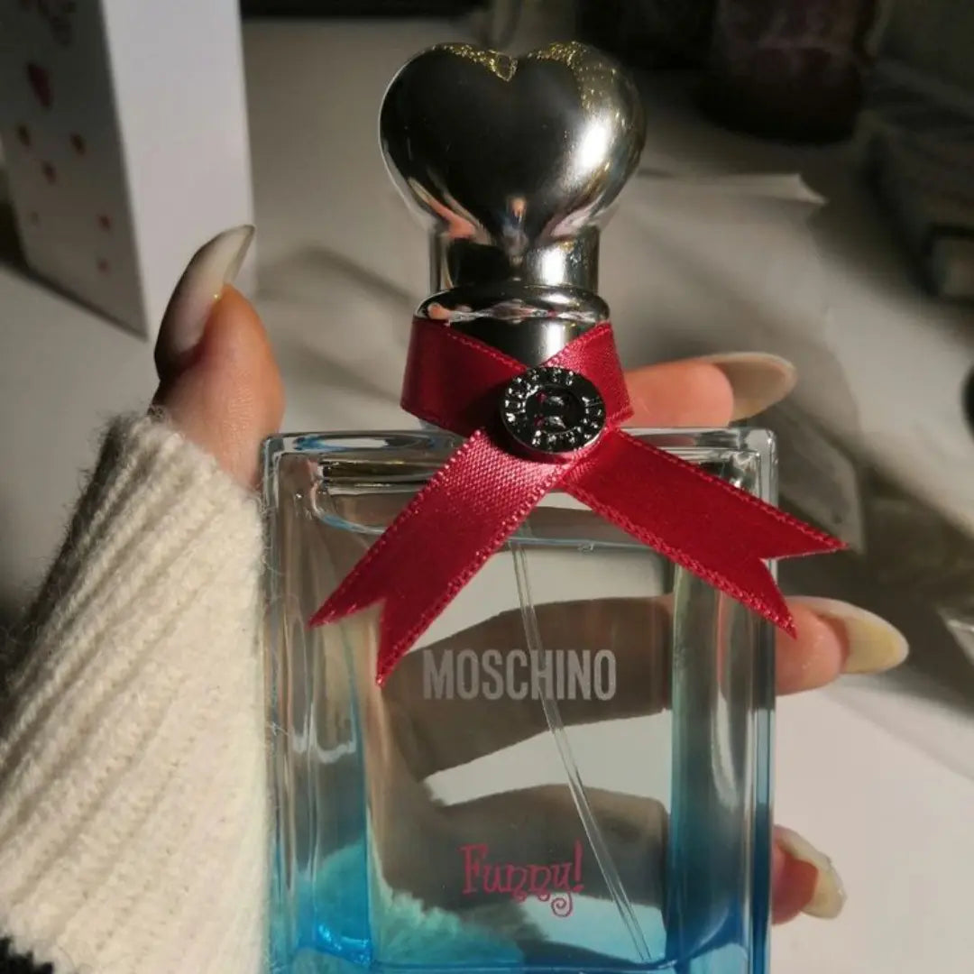 Combo Glamour Intense – Funny Moschino, Delina, Scandal, J’adore + Perfumero Recargable