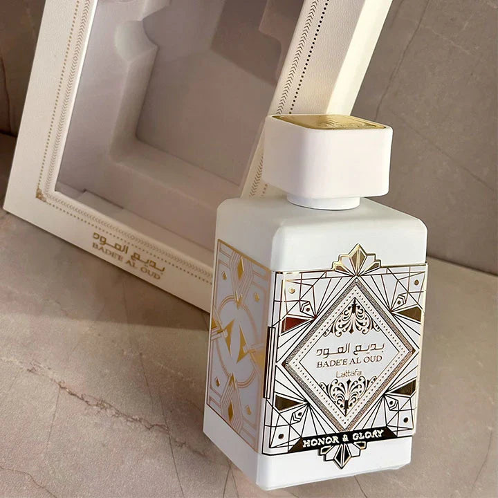 Combo Trendy Bloom – Moschino Toy 2, Lattfa Blanca, Fame + Perfumero Recargable